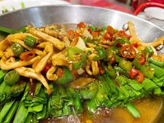 八爪鱼-董厨煨汤馆(车站路店)