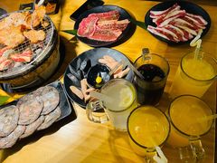 牛腹五花-一汀七輪燒·炭火烤肉自助专研店(万达店)