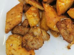 -马尔龙新疆饭店·清真(瑞景店)