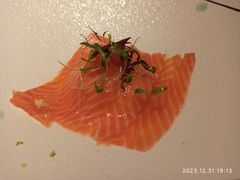 三文鱼温泉蛋配鱼子-Solo(衡山路店)