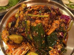 -围炉肉舍•炭烤活鳗•丹东海鲜烤肉(步行街店)