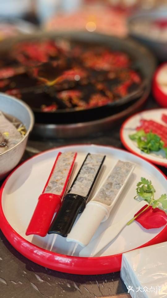 丰犊老火锅308店真巴适