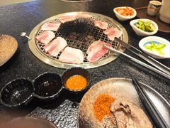 -喵小乙碳火烤肉(大坪协信星光天地店)