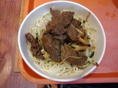 红烧牛肉面-精粉世家(汉街总部国际A座店)