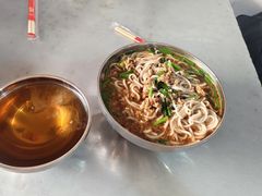 -正宗杨记普洱酸醋米线(总店)