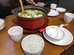 -周鱼小馆石锅酸菜鱼(活力汇店)