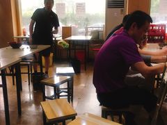 -小龙大肉面馆