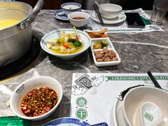 -禄婶鸡煲·打边炉