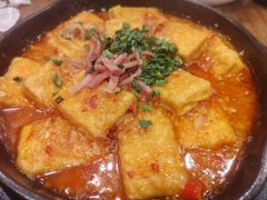蒜香火腿包浆豆腐-云海肴·汽锅鸡·云南菜(广安门天虹店)