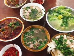 -小杨翘脚牛肉