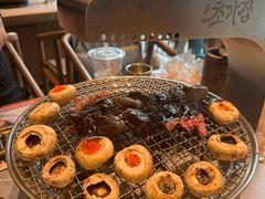 -草家酱蟹炭火烤肉店(珲春南路一店)