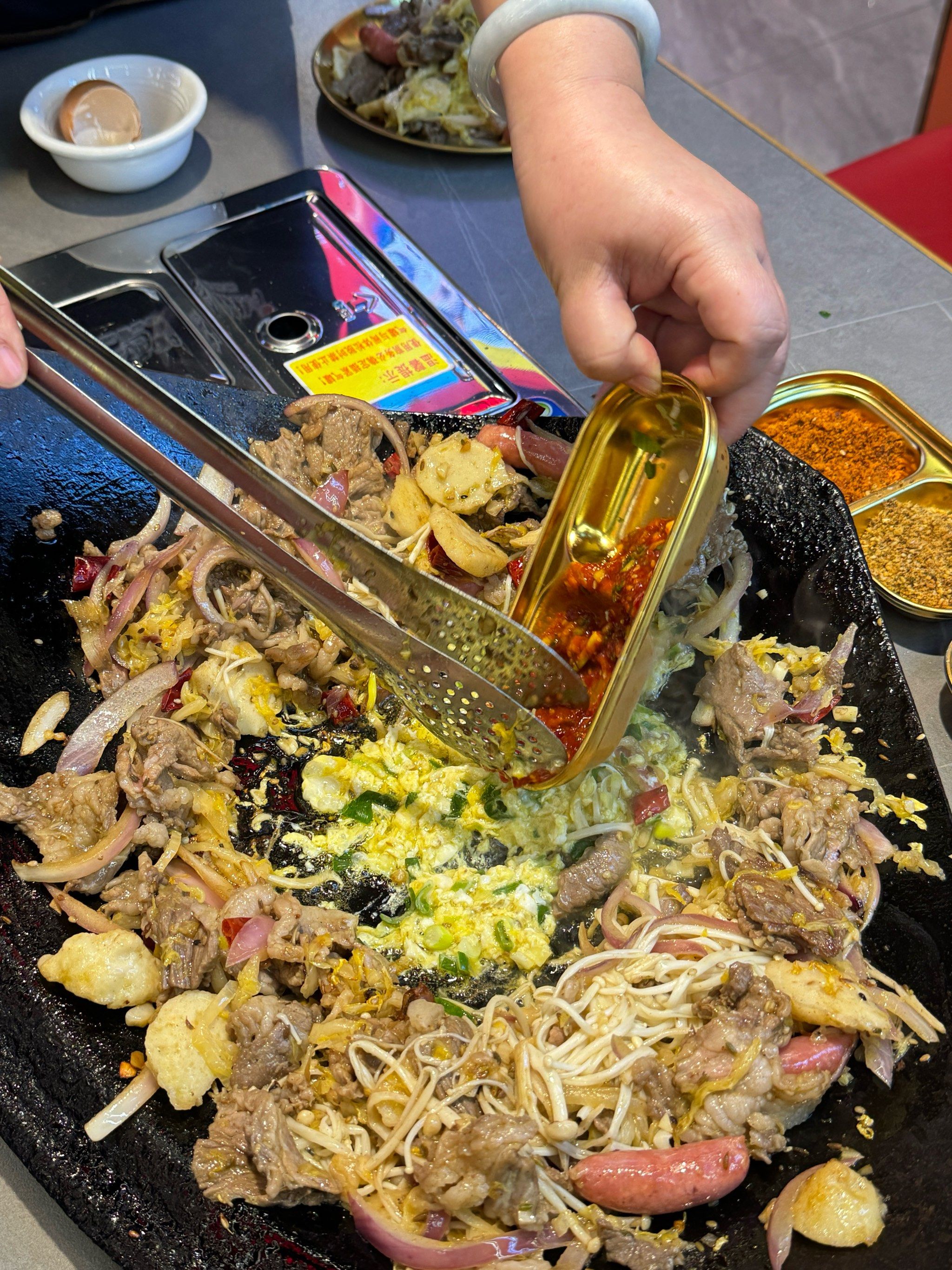 这家锅叉子烤肉真给我香迷糊了❗️