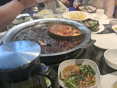-老船舫·现做活鲜鱼馆(东郊记忆店)