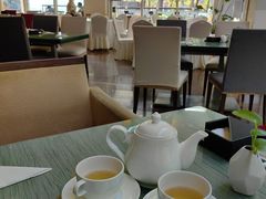 -上海浦东假日酒店逸庭咖啡厅