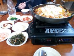 -亲昵春川鸡排(韩国美食街店)