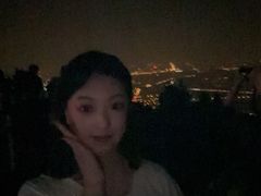 -鬼笑石后山停车场