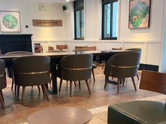 大堂-星巴克臻选(广州沙面店)