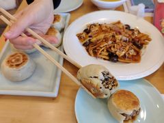 -惠丰门丁肉饼店