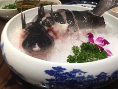 -小天鹅火锅·一线江景洪鼎旗舰店(洪崖洞店)