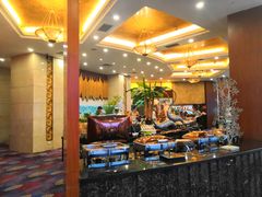 自助取餐区-东方豪景花园酒店·怡景旋转餐厅