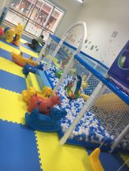 -Cool-Fun蓝鲸π水育早教中心(金山万达海汇街店)