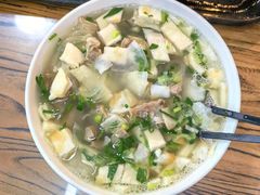 -陇上全荟兰州传统牛肉面(延吉路店)