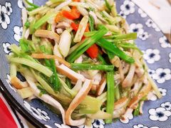 水芹菜炒干丝-小实惠嘉(威海路店)