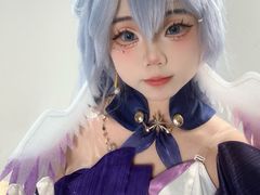 -米游妙妙屋cosplay换装自拍摄影体验馆