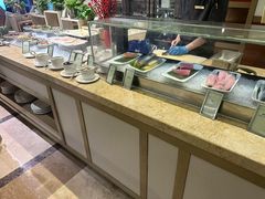 -大中华希尔顿酒店-念自助餐·嗨啤·小龙虾