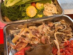 -金鼎雪山牦牛杂火锅(理县总店)