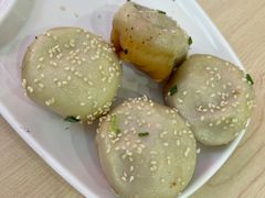 -小杨生煎(金山百联购物中心3楼店)