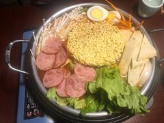 -军硕烤肉·部队火锅(二七万达店)