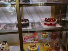 面包甜点陈列柜-巴黎贝甜(五道口店)