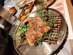 -草家酱蟹炭火烤肉店(珲春南路一店)