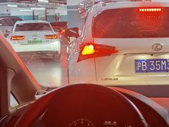 -上海来福士广场-停车场