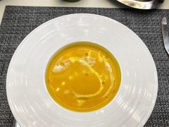 奶油栗子南瓜汤-小莫餐厅And More Restaurant西餐(北京展览馆店)