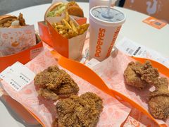 -Popeyes炸鸡·汉堡·奶昔(五角场万达店)