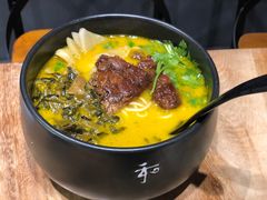 酸汤猪软骨面-和府捞面(东直门银座店)