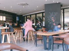 大堂-星巴克臻选(莘庄仲盛店)