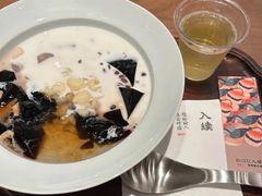 -RUXU入续糖水铺与包(卓悦中心店)