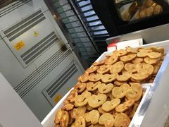 蝴蝶酥-上海哈尔滨食品厂(淮海中路店)