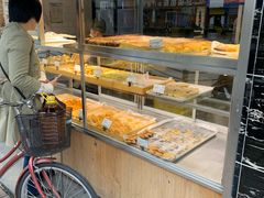 面包甜点陈列柜-苹果花园(龙漕路店)