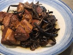 土罐煨花肉-芙蓉凰花园酒楼