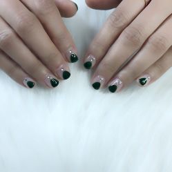 -Pink You美甲美睫纹绣定制中心