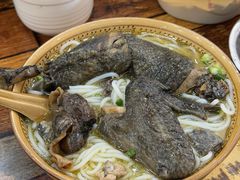 -正宗李家土鸡米线店