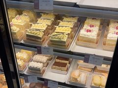 -凯司令(豫园地铁站店)