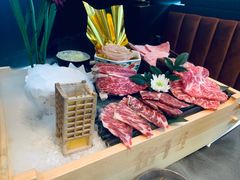 -铭牛烧肉·和牛海鲜自助(高新月牙湖店)