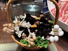 -东海怡品海鲜豆捞(舟宿夜江店)