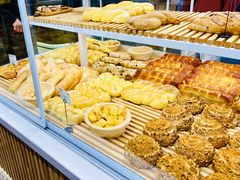 -焙丽拾光(麦凯乐直营店)