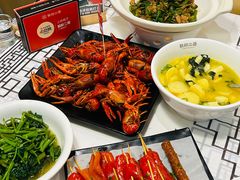 -靓虾二哥长沙地标小龙虾(五一广场店)